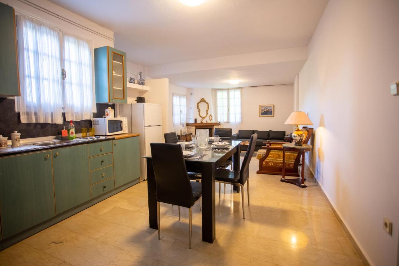 Traditional Villa Appartment With Garden, Also For Gatherings ,15 Minutes From Thessaloniki Airport ภายนอก รูปภาพ