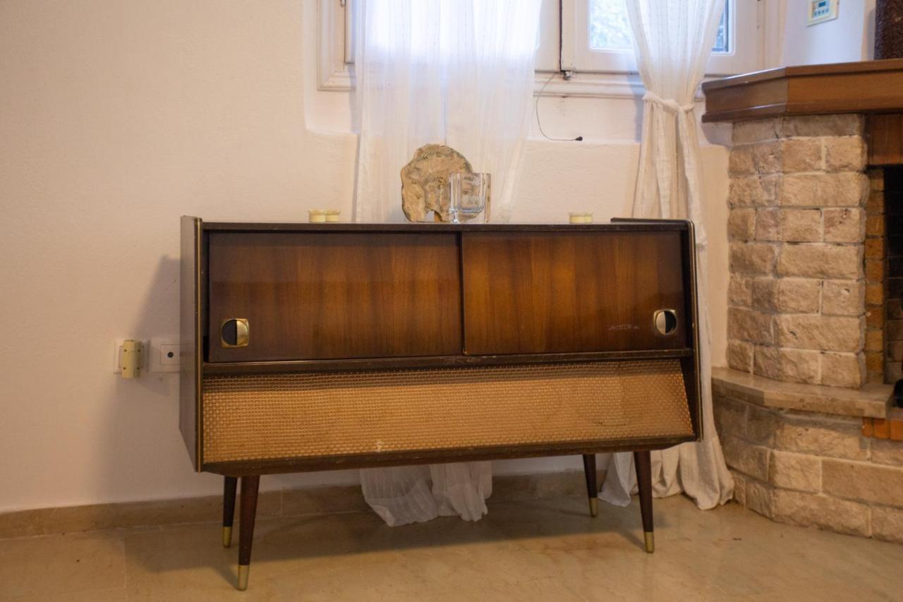 Traditional Villa Appartment With Garden, Also For Gatherings ,15 Minutes From Thessaloniki Airport ภายนอก รูปภาพ