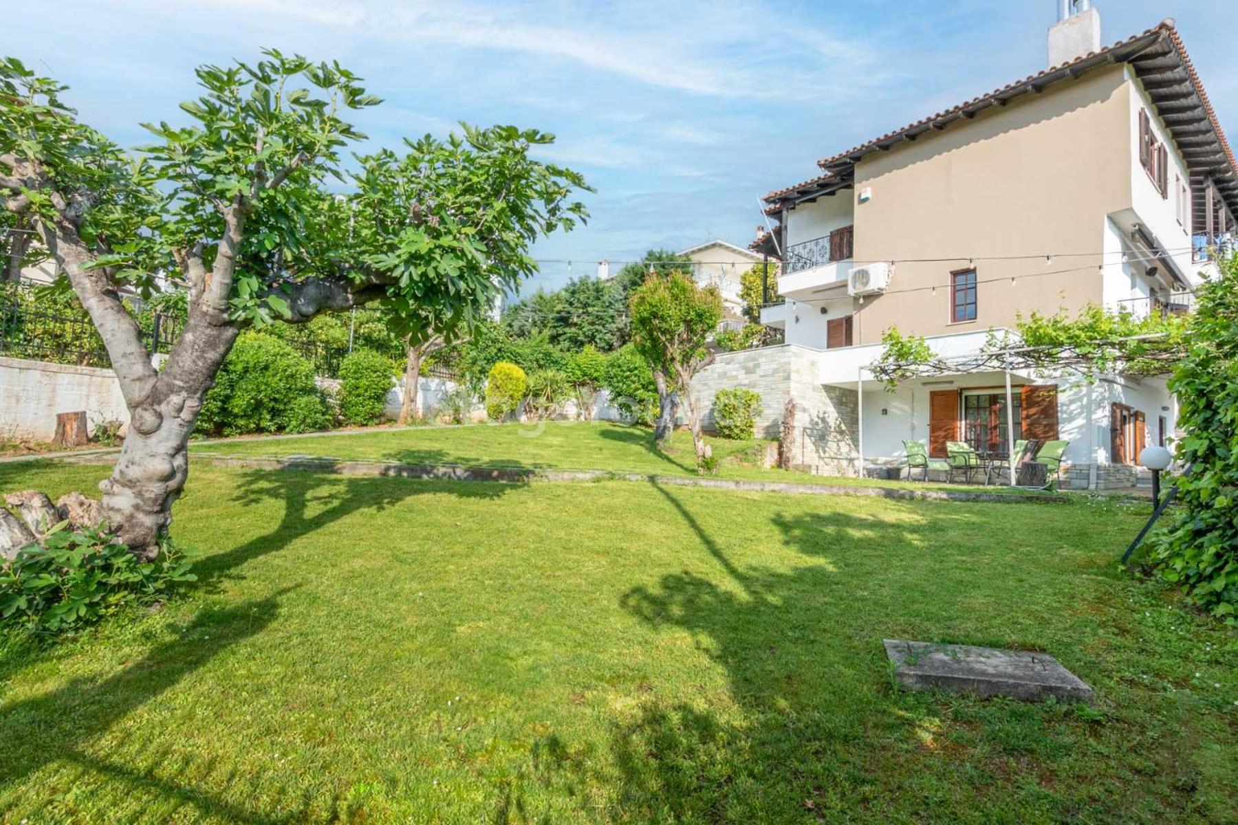 Traditional Villa Appartment With Garden, Also For Gatherings ,15 Minutes From Thessaloniki Airport ภายนอก รูปภาพ